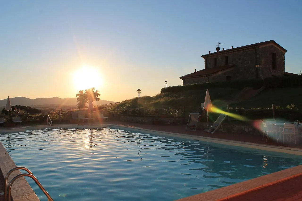 Country house Il Poggio Della Pieve Apartments