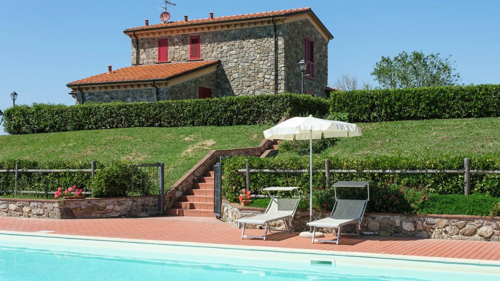 Country house Il Poggio Della Pieve Apartments