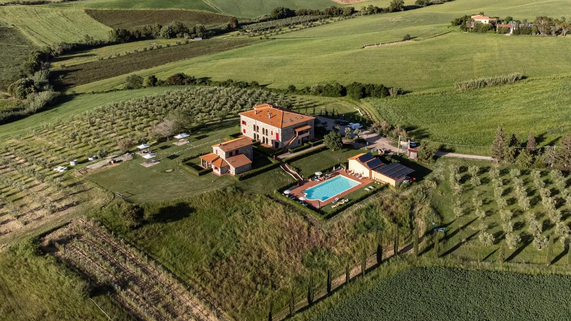 Country house Il Poggio Della Pieve Apartments